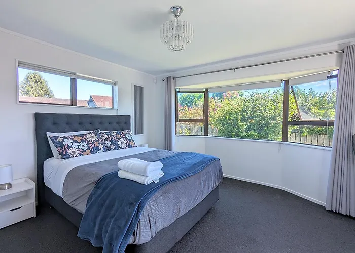 Available Now! Family Near Redwood Forest Ferienhaus
