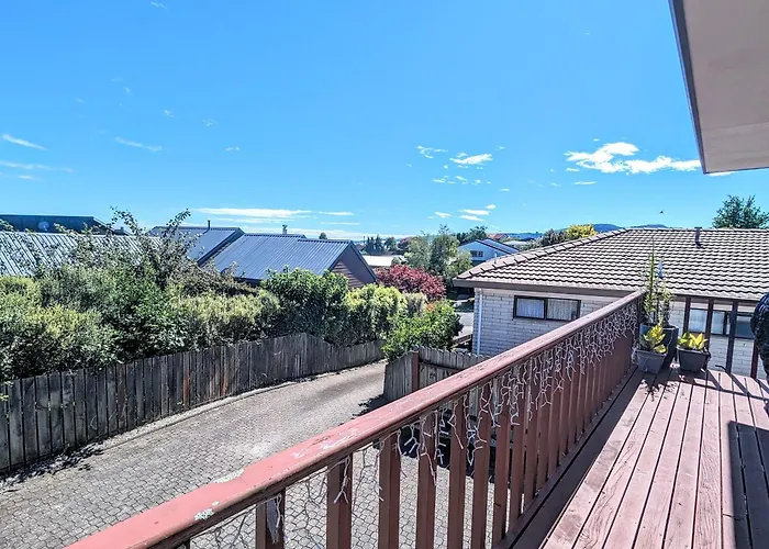 Ferienhaus Available Now! Family Near Redwood Forest Rotorua