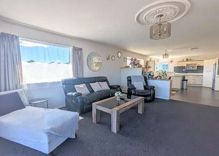 Available Now! Family Near Redwood Forest Ferienhaus Rotorua